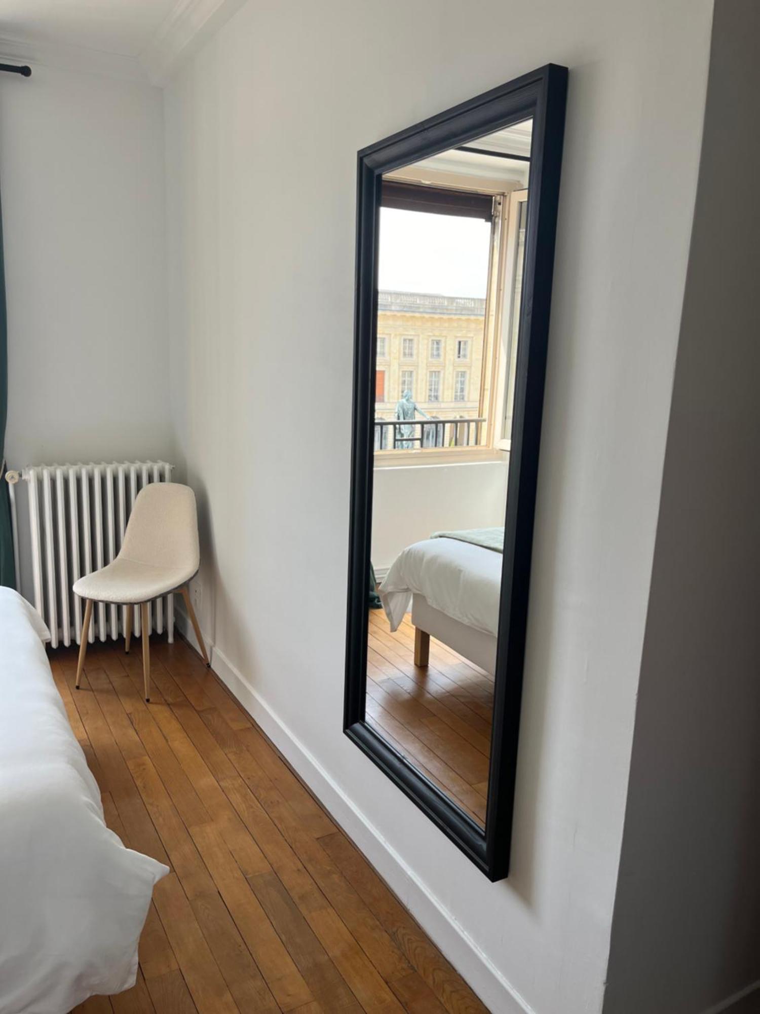 Royal Home, Hypercentre Reims Avec Vue Cathedrale Ngoại thất bức ảnh